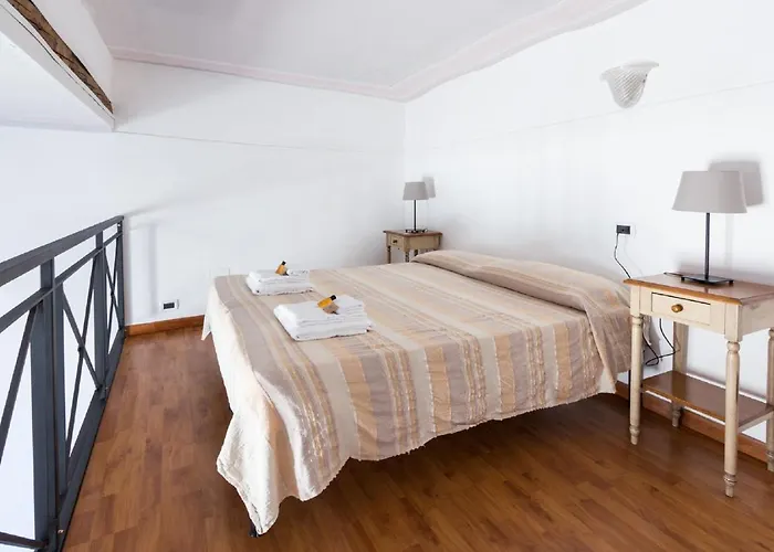 Sunny Navona Square Apartament Rzym